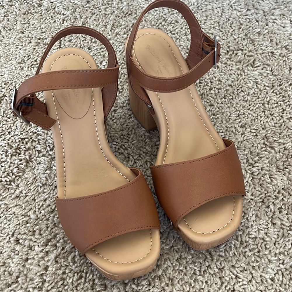 Chunky heel